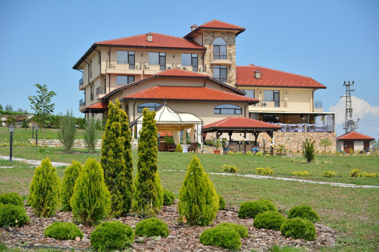 Chateau-Hotel Trendafiloff -B&B Chirpan Exterior foto